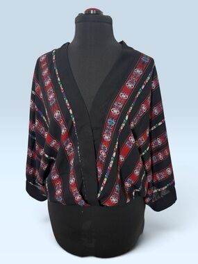 Black and Burgundy Striped Pattern Open-Front Crop Kimono